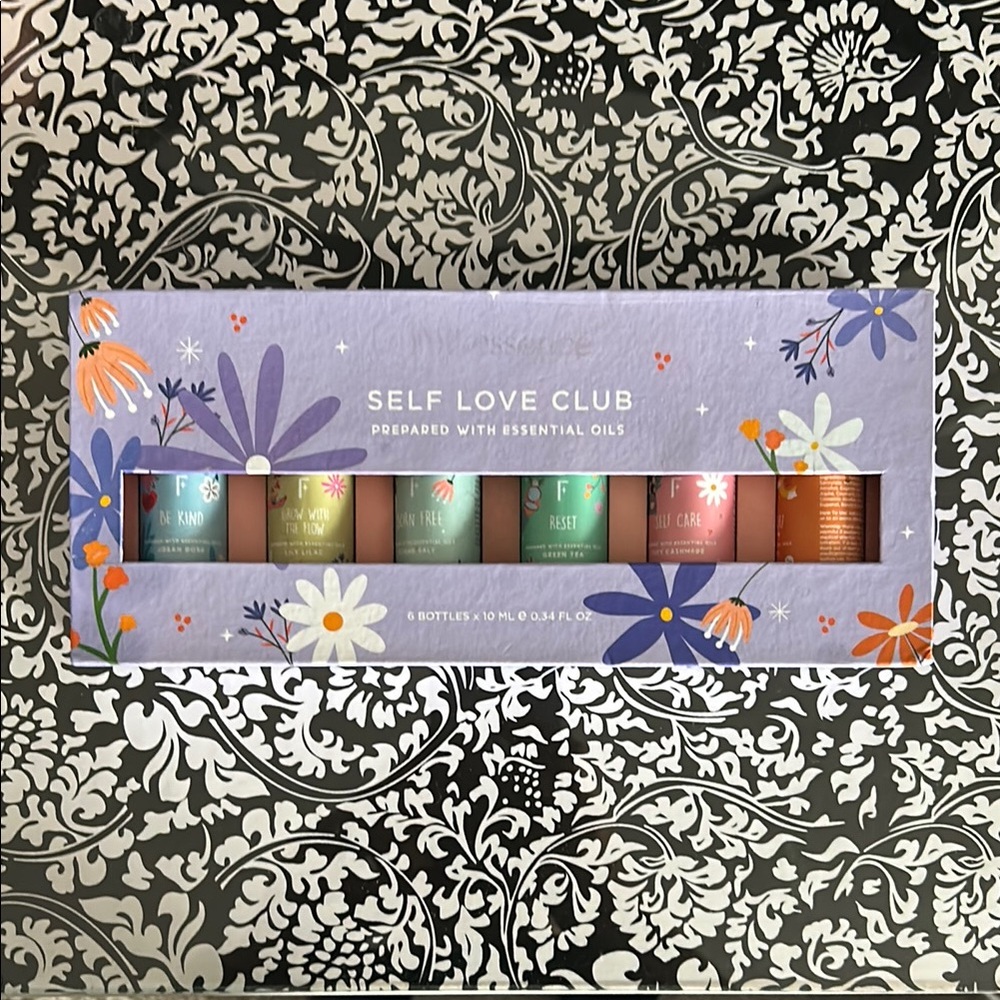 Self Love Club Essential Oils Set
